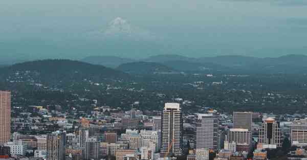 6月17日出生双子座命理运势解析